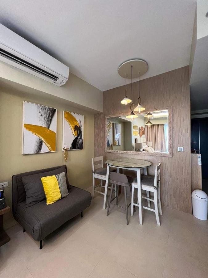 Aeon Towers Studio Suite Davao Stadt Exterior foto