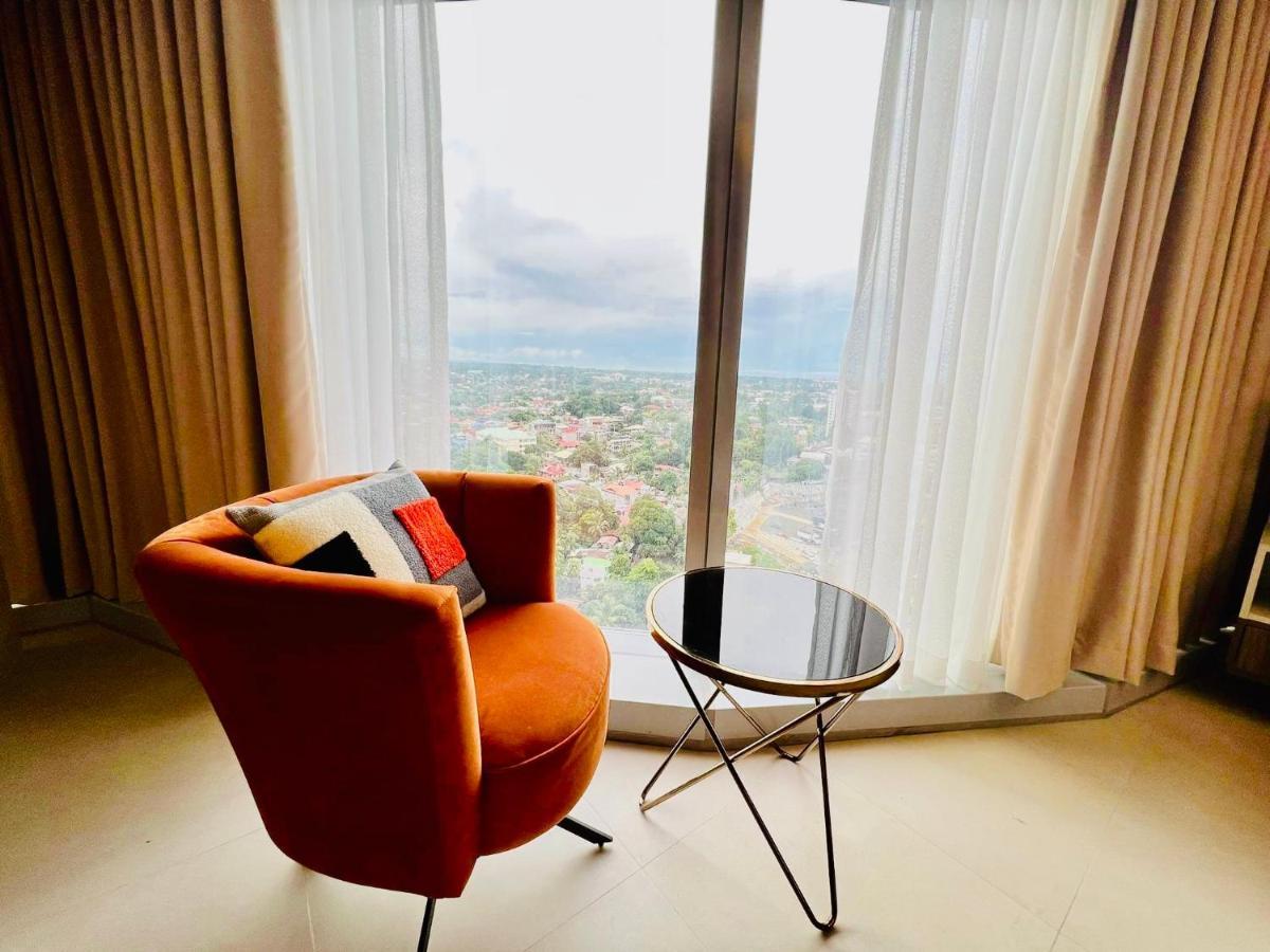 Aeon Towers Studio Suite Davao Stadt Exterior foto