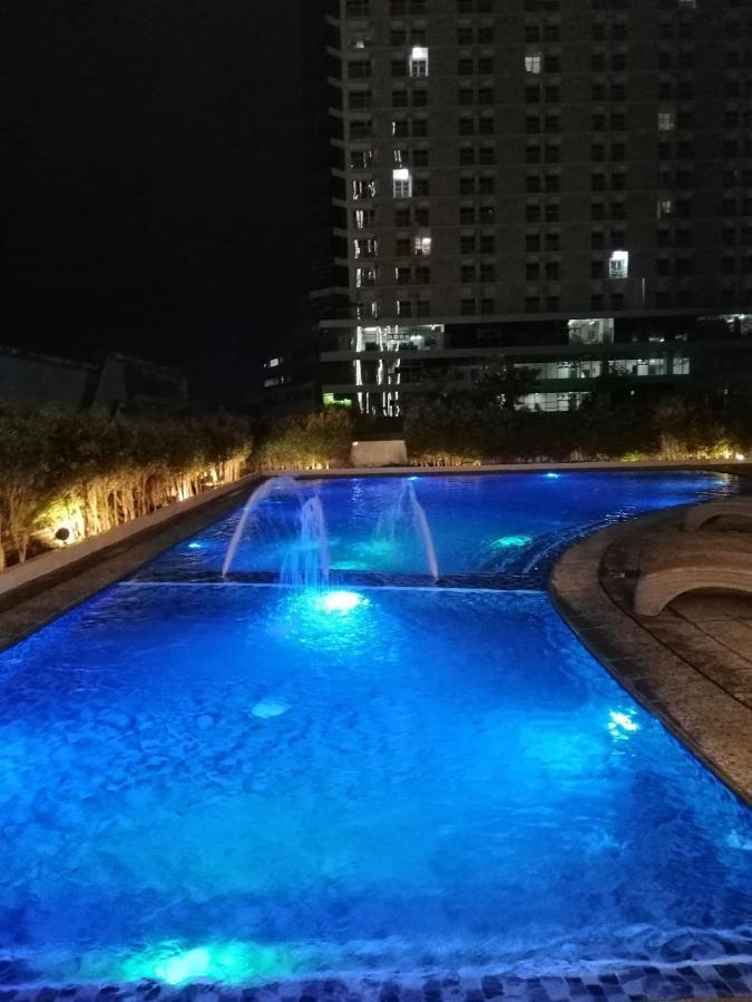 Aeon Towers Studio Suite Davao Stadt Exterior foto